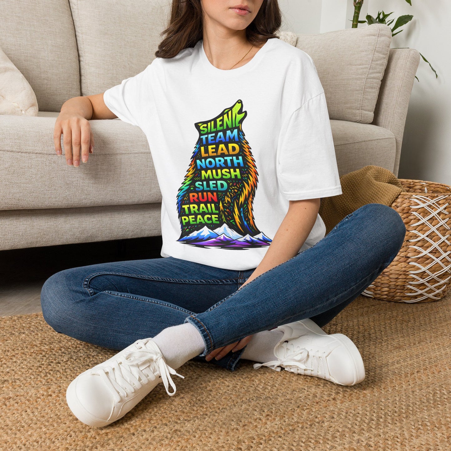 Sitting Howling Dog - Tee