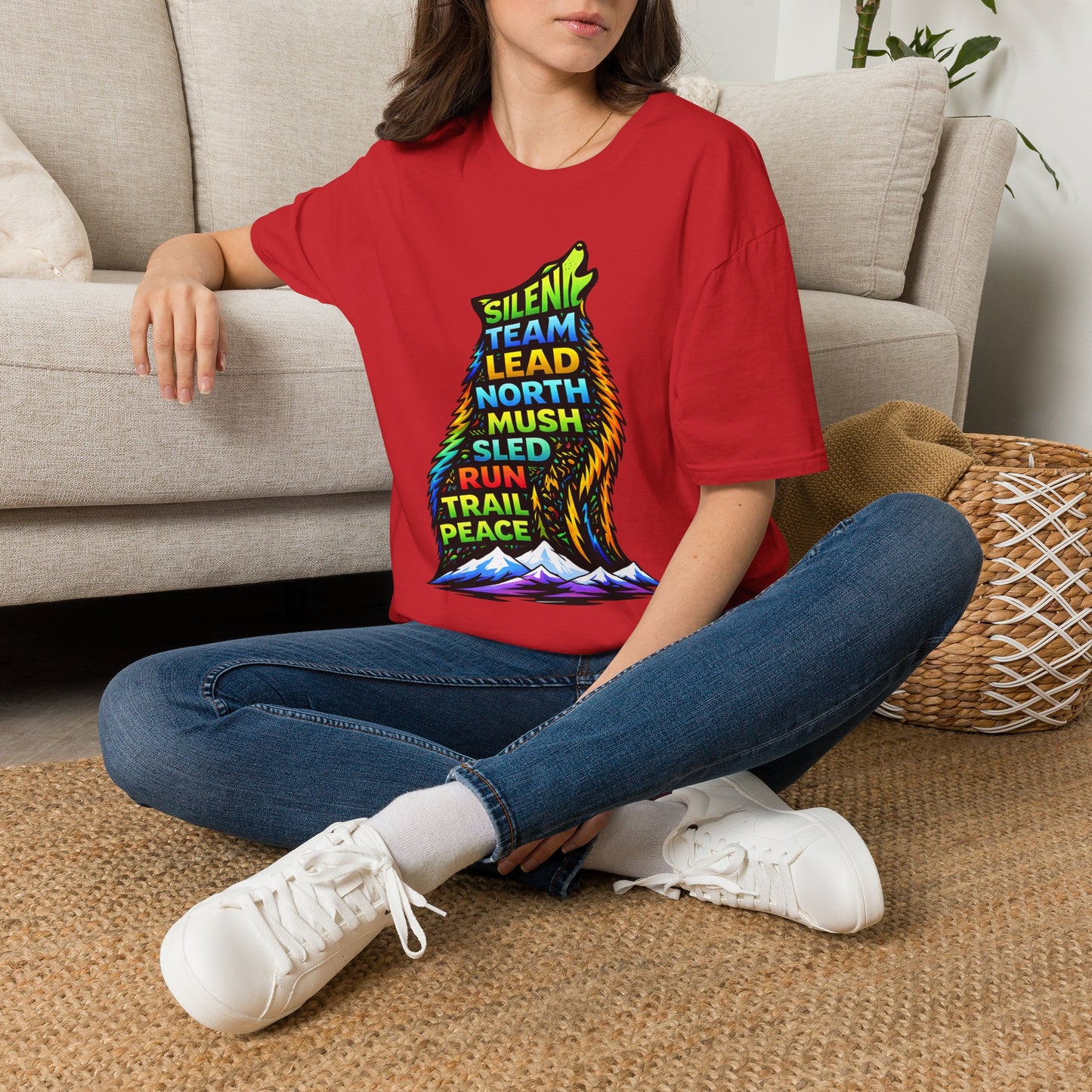 Sitting Howling Dog - Tee