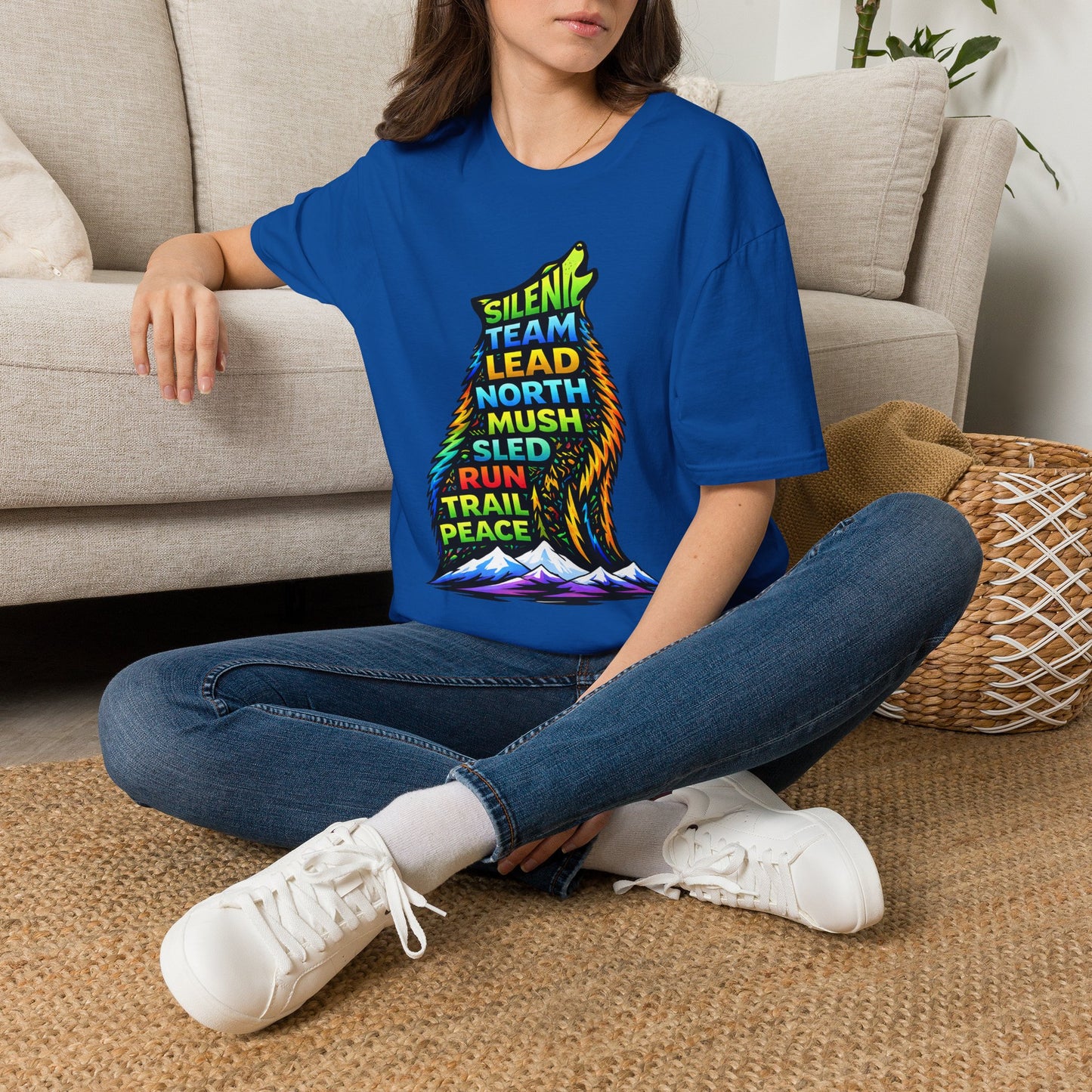 Sitting Howling Dog - Tee